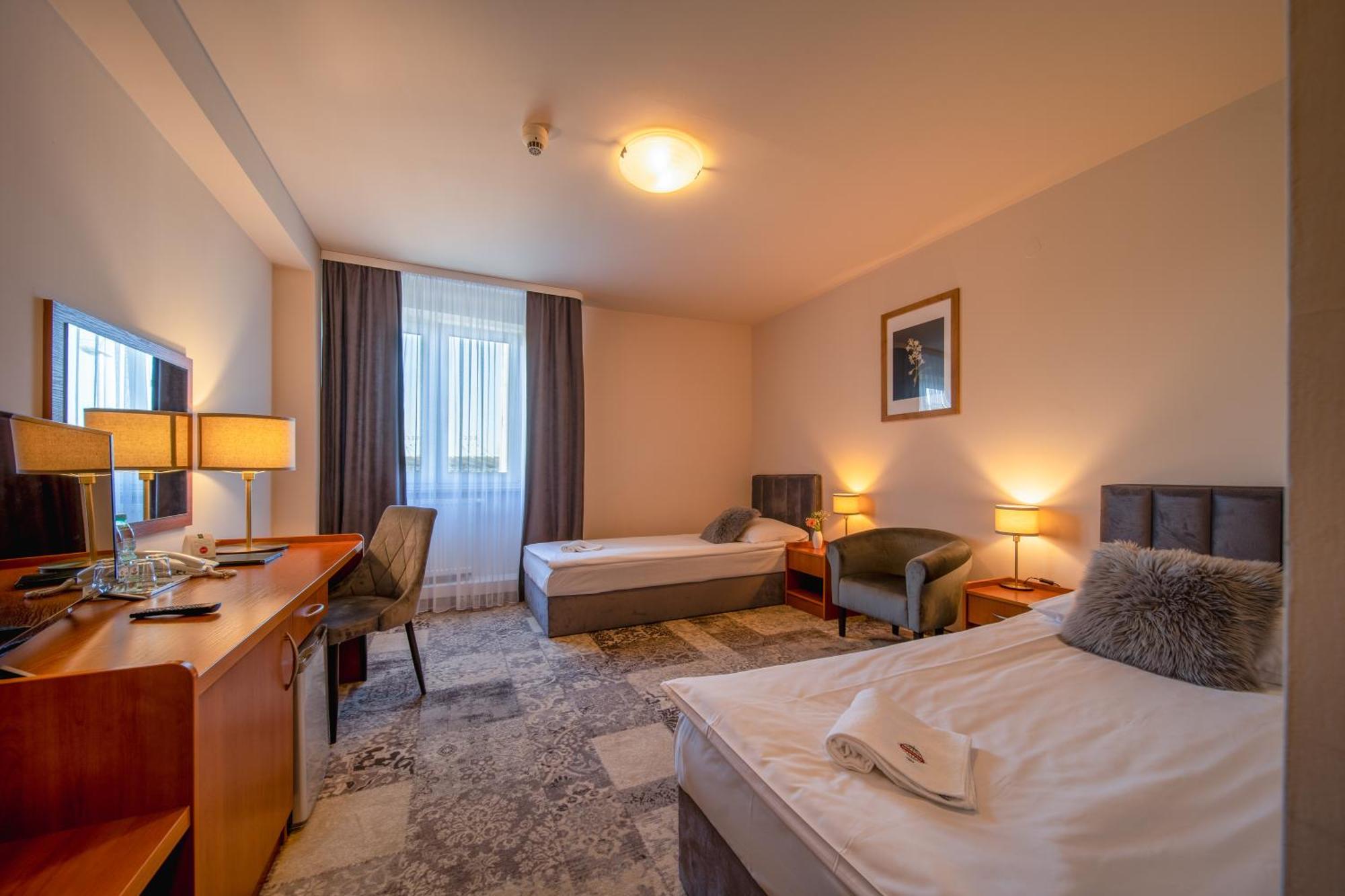 Hotel Gromada Radom Centrum المظهر الخارجي الصورة